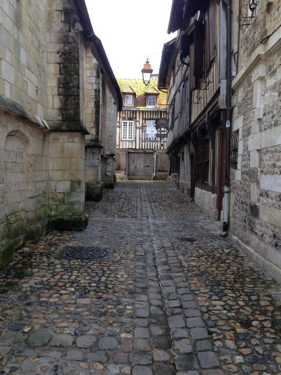 Appartement Le Notre Dame Honfleur Dış mekan fotoğraf
